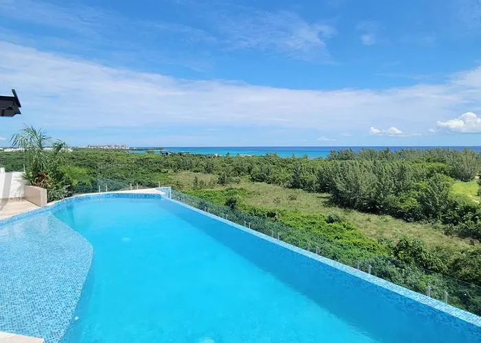 Nature View Steps From The Caribbean Sea *